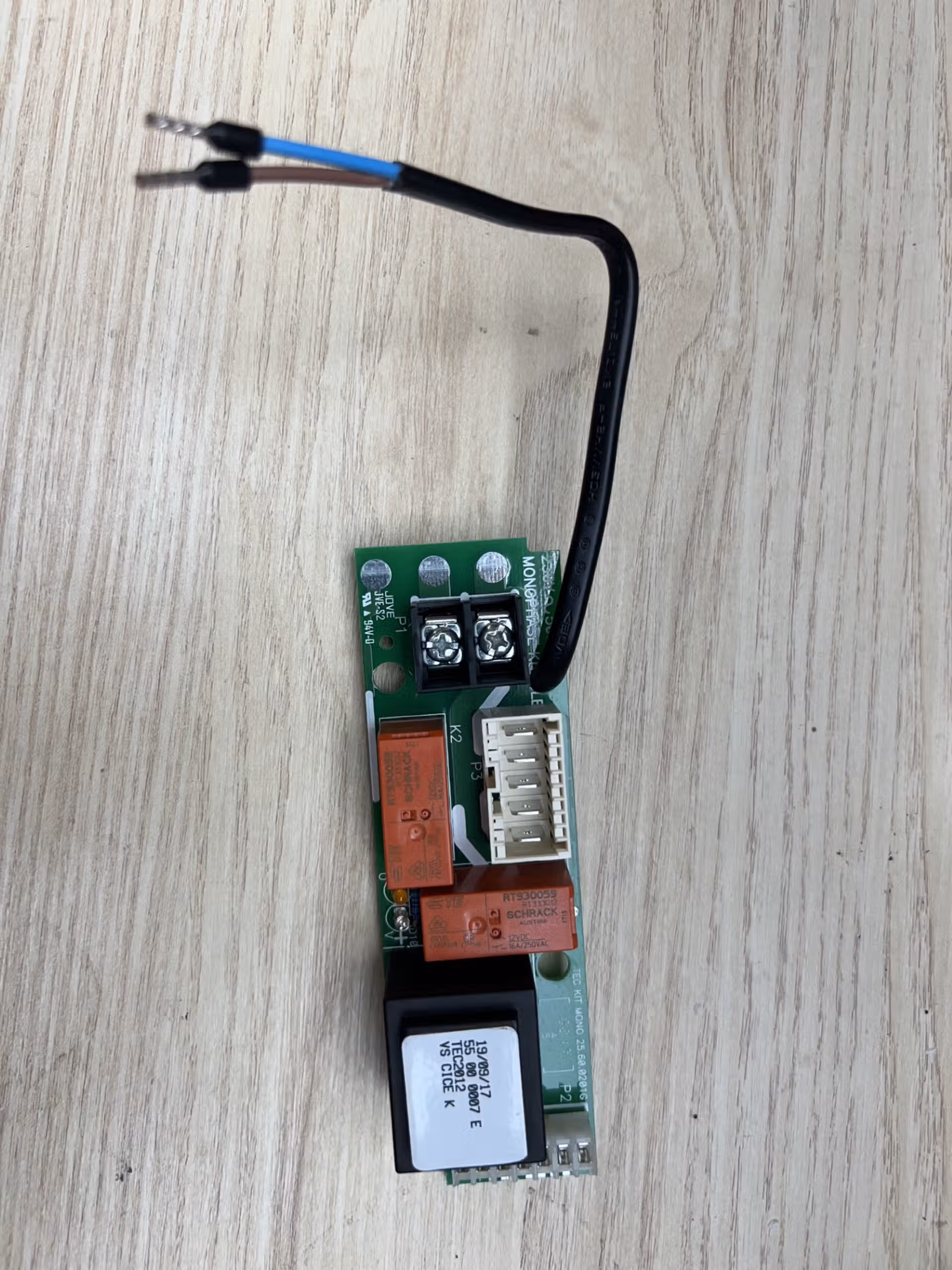 CAM (Carte ACI Modifié) pour utilisation avec un routeur solaire.